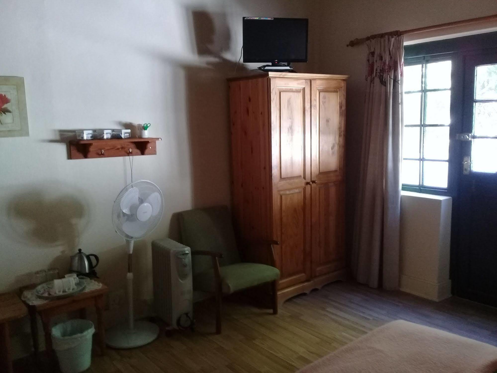 Koo Karoo Guest Lodge And Self Catering مونتاغو المظهر الخارجي الصورة